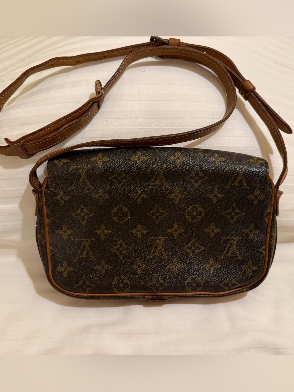 Louis Vuitton St Germain handbag - Picture 3 of 11